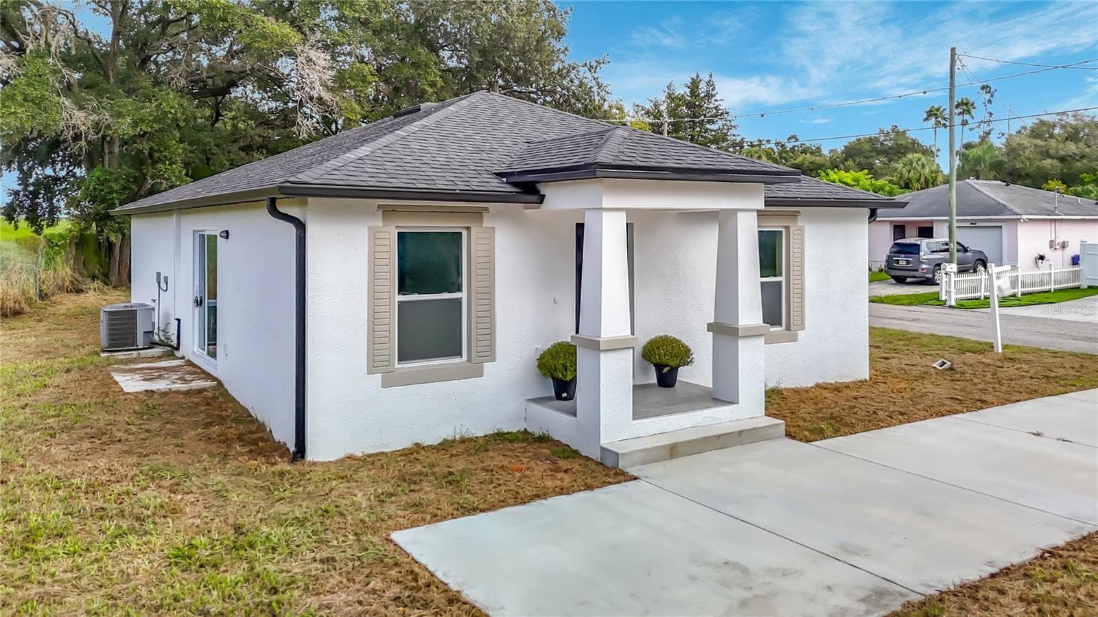 Single Family Residence at 8410 N LAMAR ST, TAMPA, photo 2 of 48