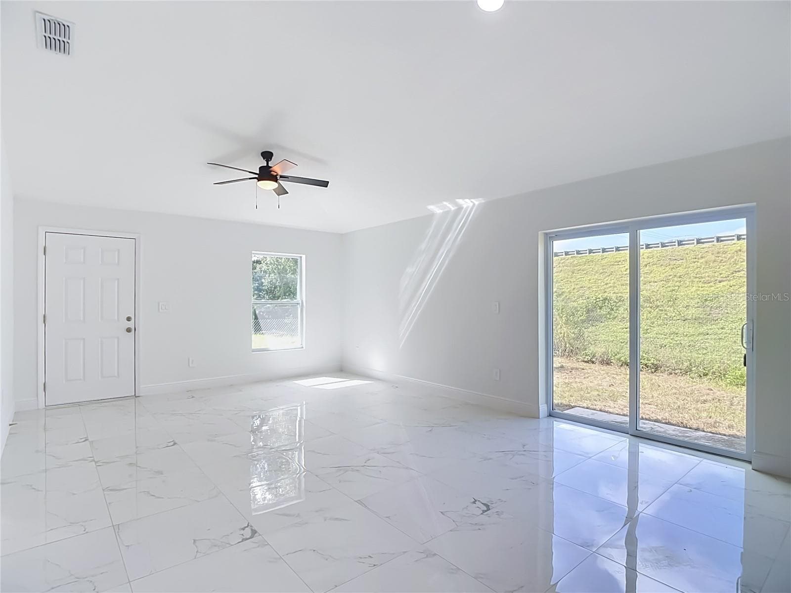 Single Family Residence at 8410 N LAMAR ST, TAMPA, photo 6 of 48