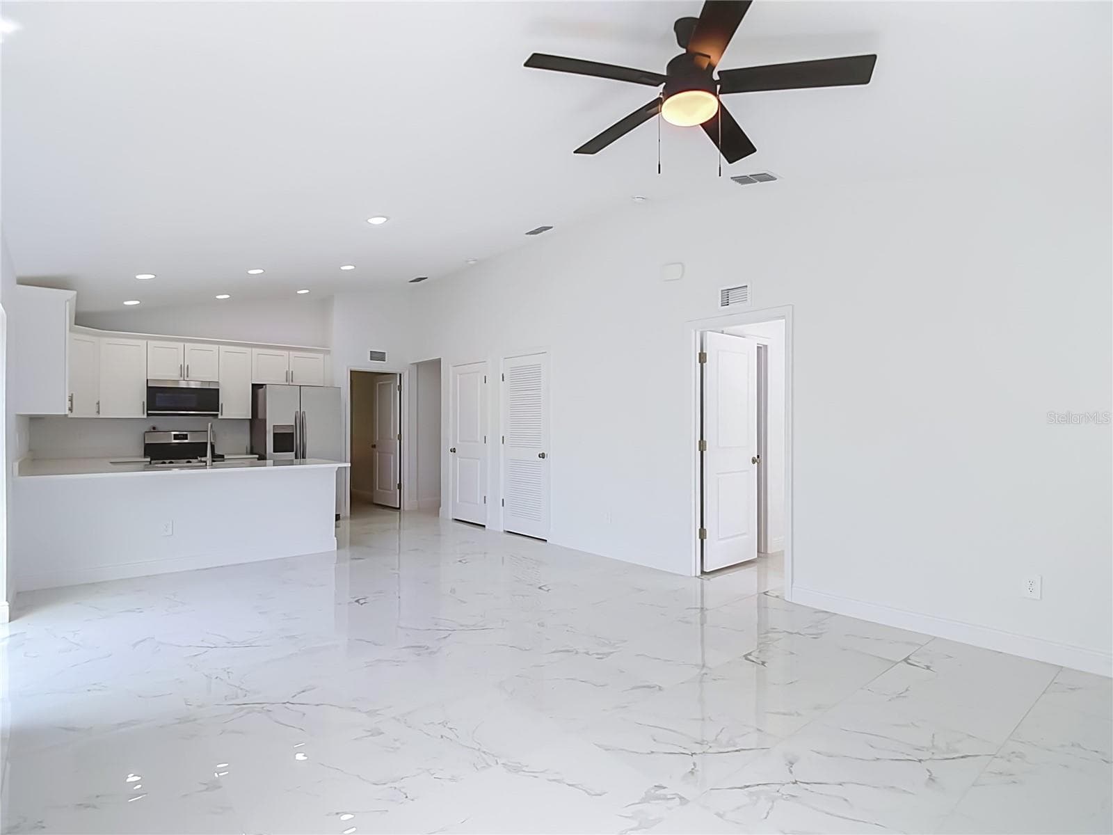 Single Family Residence at 8410 N LAMAR ST, TAMPA, photo 9 of 48