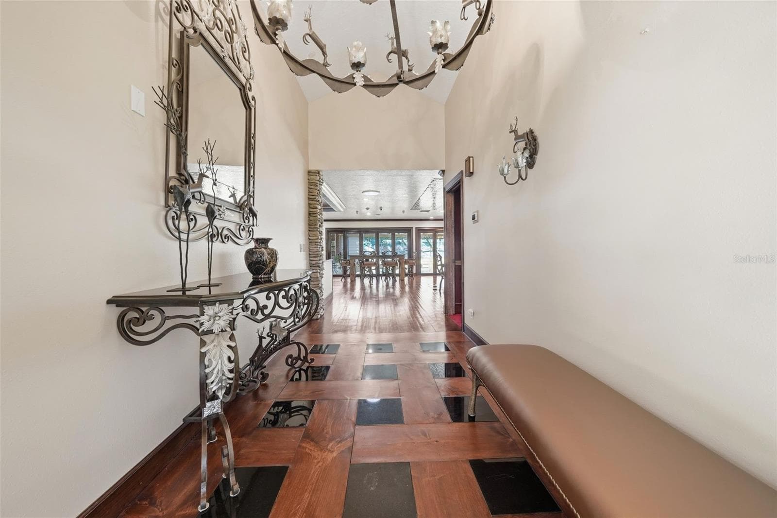foyer - 15211 VINOLA PL, MONTVERDE