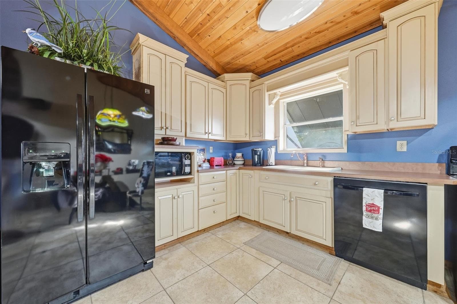 Guest house kitchen - 15211 VINOLA PL, MONTVERDE