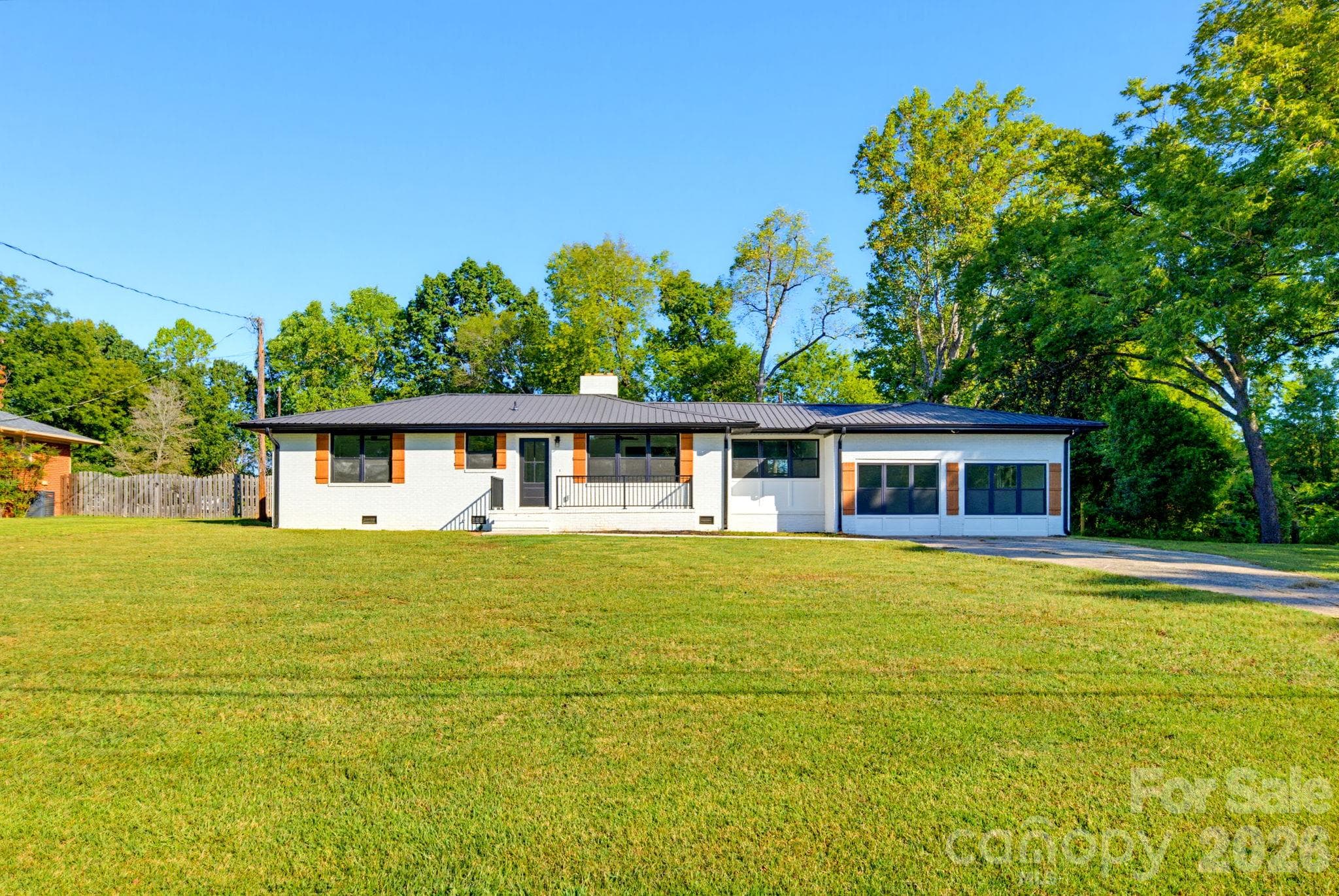 1325 Armstrong Road