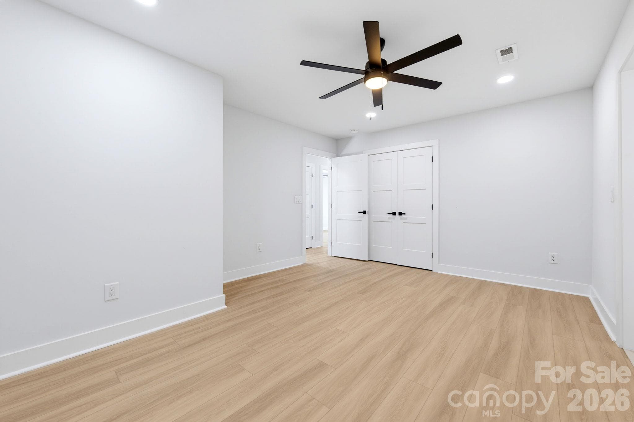 Single Family Residence at 1325 Armstrong Road, Belmont, photo 26 of 48