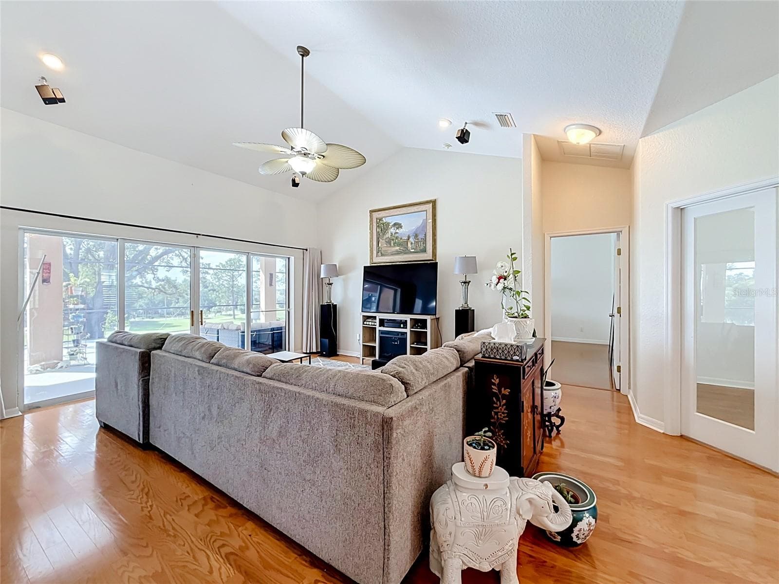 Single Family Residence at 16521 SPRING PARK DR, CLERMONT, photo 16 of 65