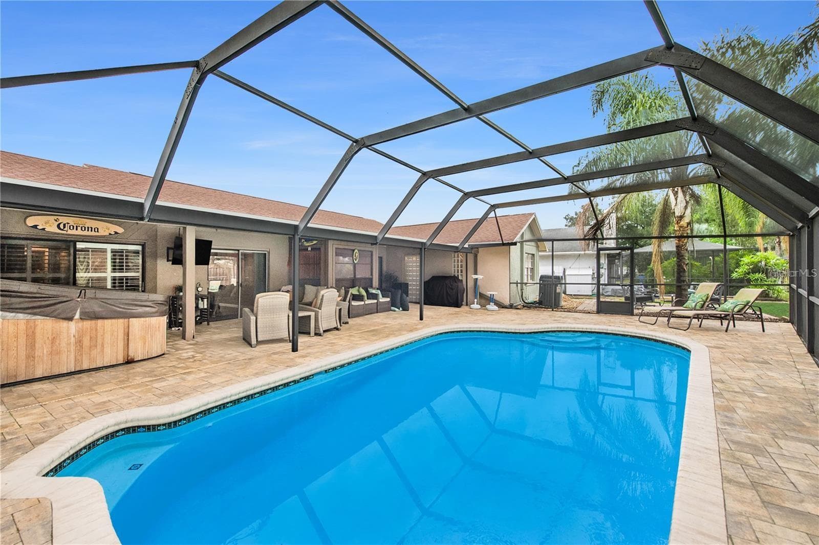 Single Family Residence at 16222 E COURSE DR, TAMPA, photo 26 of 38