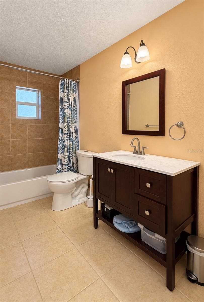 2nd bathroom - 1231 ROSEWOOD ST, LARGO