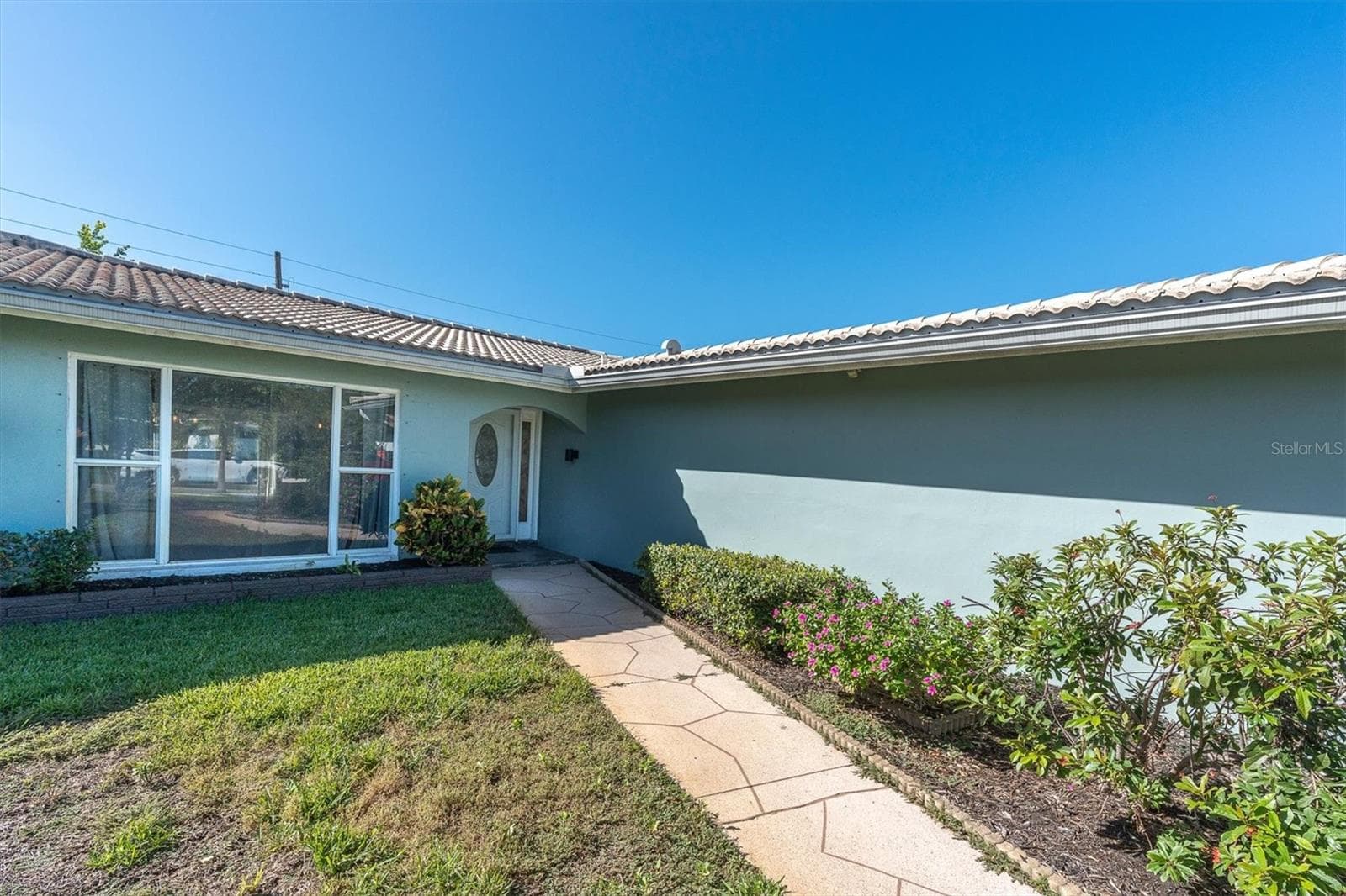 Single Family Residence at 14968 IMPERIAL POINT DR N, LARGO, photo 5 of 62