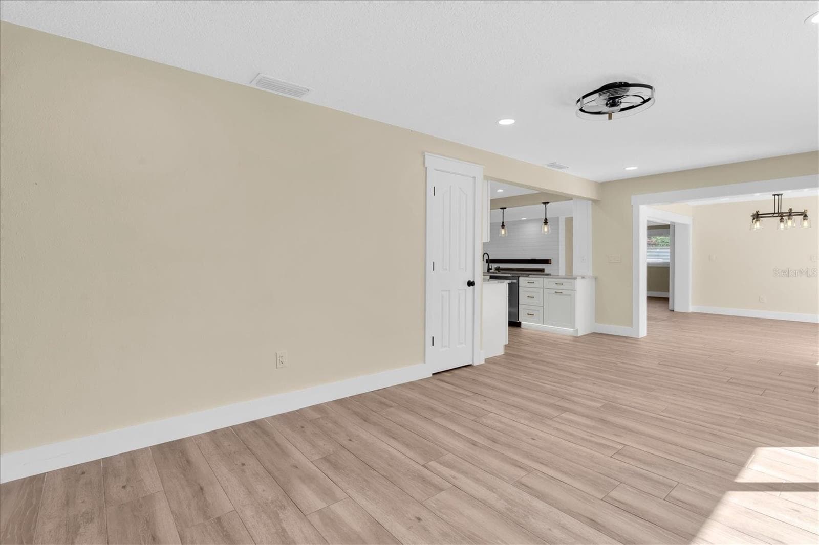 Single Family Residence at 14968 IMPERIAL POINT DR N, LARGO, photo 17 of 62