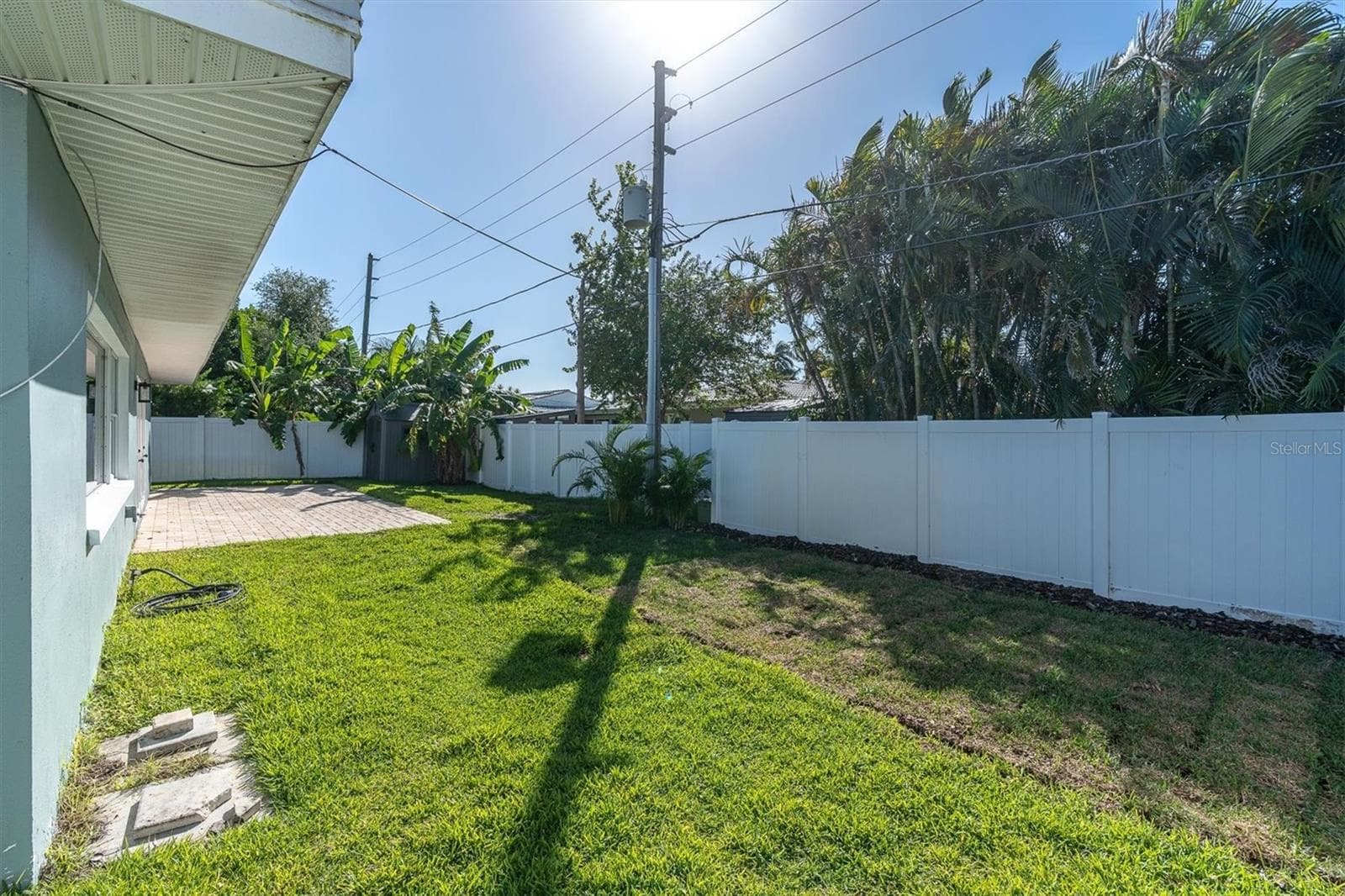 Single Family Residence at 14968 IMPERIAL POINT DR N, LARGO, photo 38 of 62