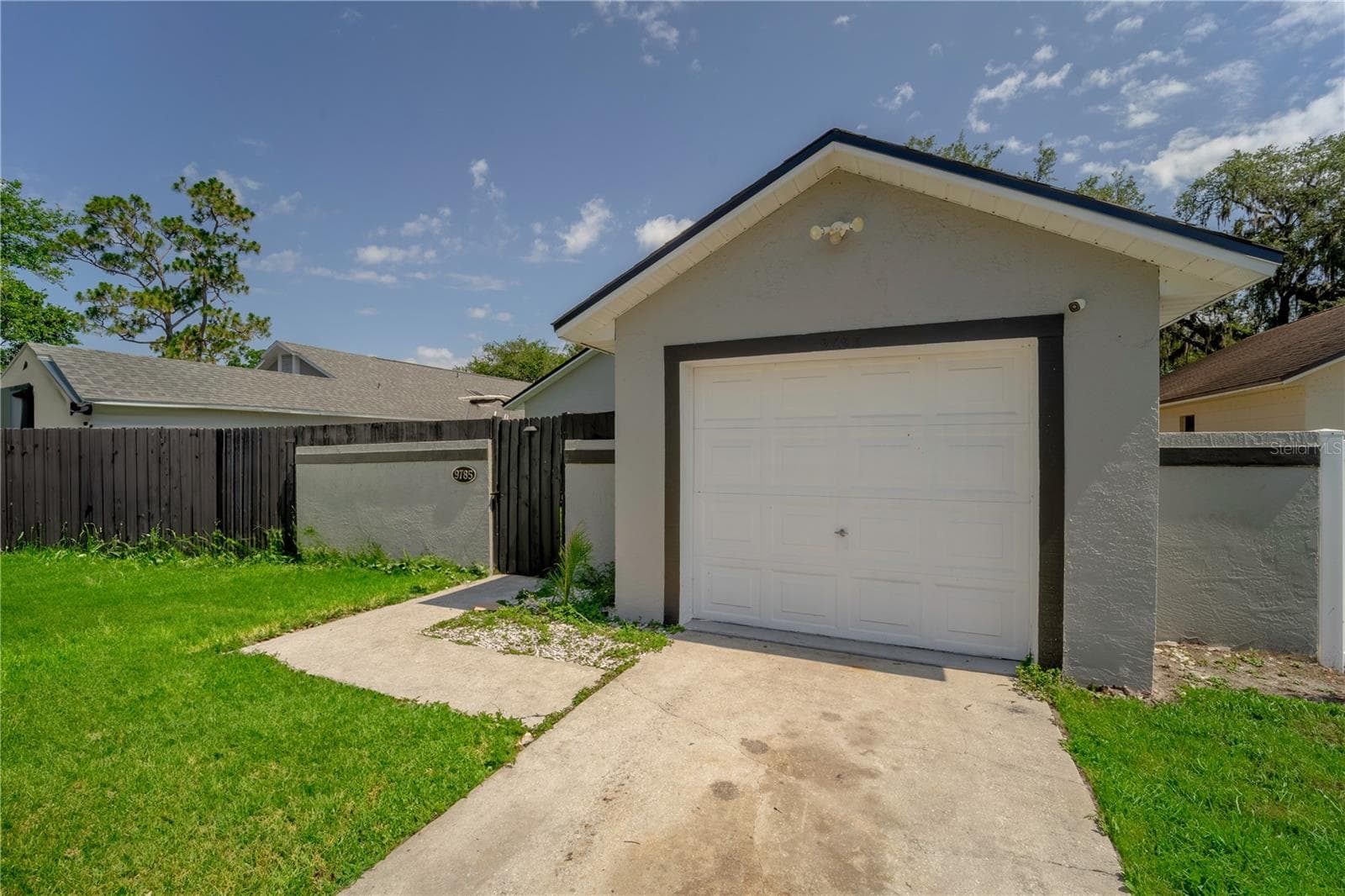 Single Family Residence at 9785 PINEY POINT CIR, ORLANDO, photo 3 of 30