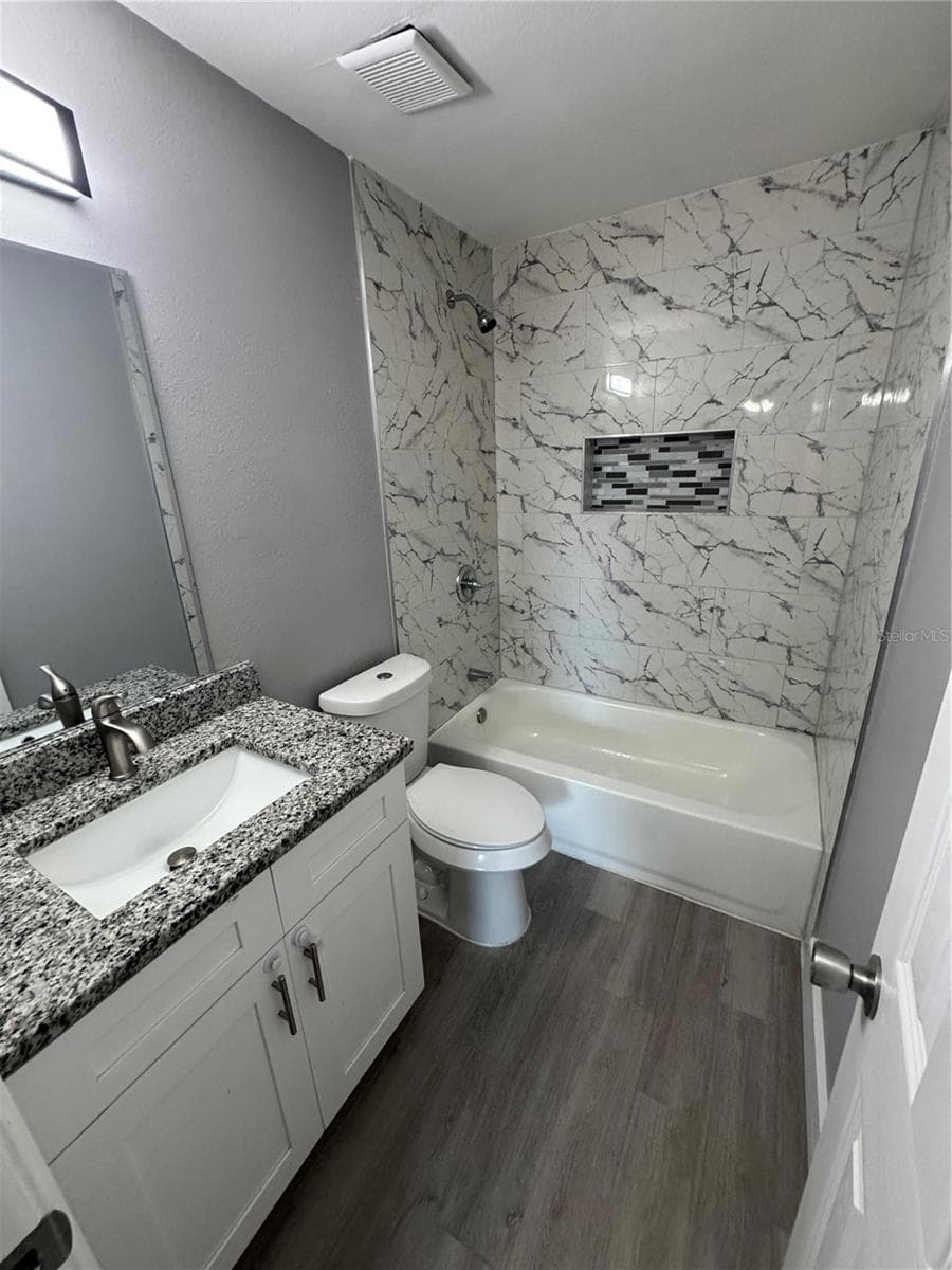 Townhouse at 5133 TENNIS COURT CIR #72, TAMPA, photo 6 of 18