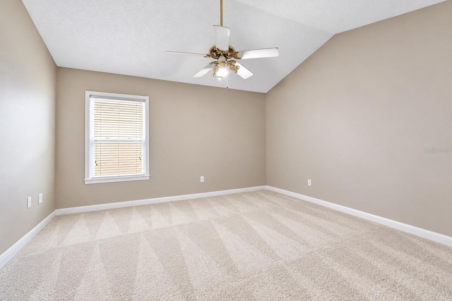 Single Family Residence at 2145 GREYSTONE TRL, ORLANDO, photo 14 of 33