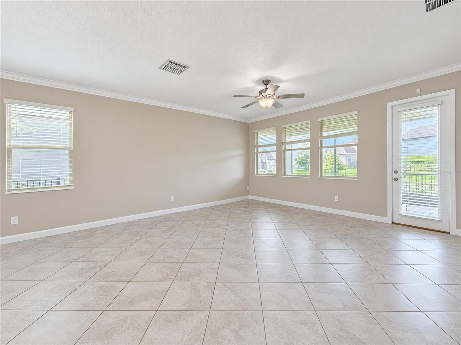 Single Family Residence at 6244 ENGLISH HOLLOW RD, TAMPA, photo 2 of 32