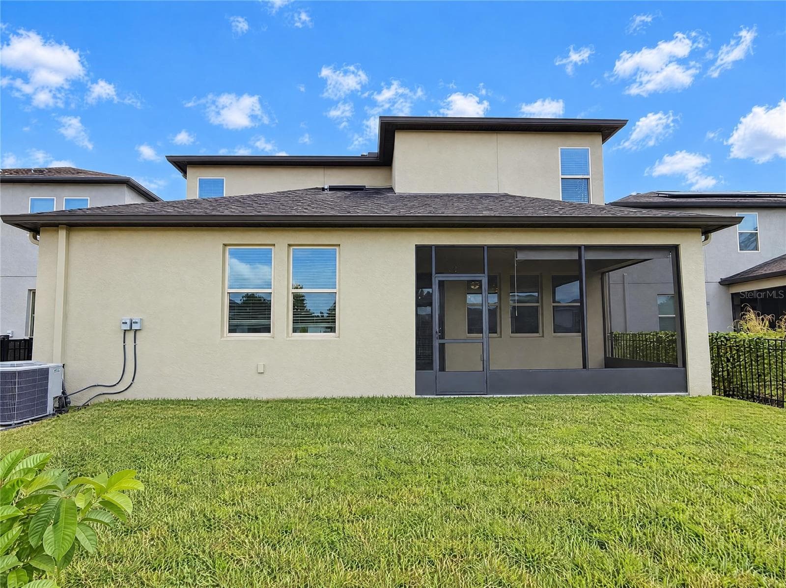 Single Family Residence at 6244 ENGLISH HOLLOW RD, TAMPA, photo 5 of 32