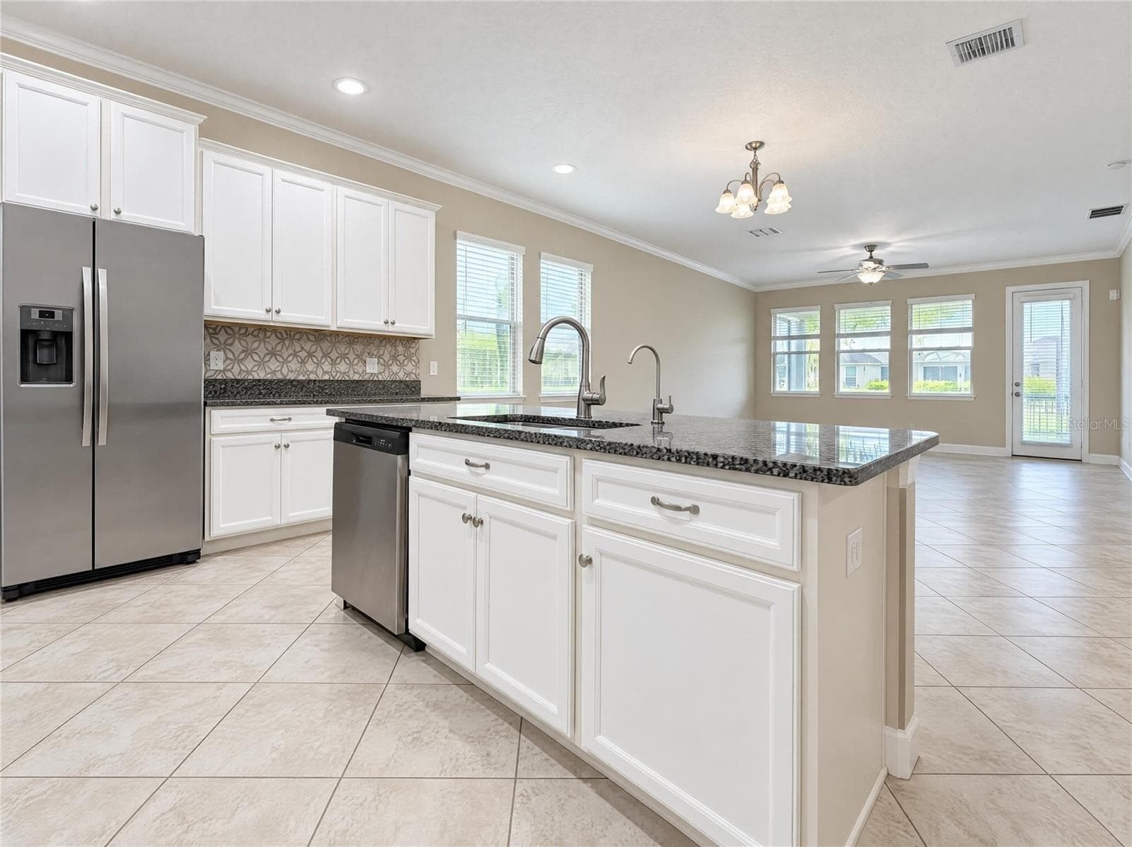 Single Family Residence at 6244 ENGLISH HOLLOW RD, TAMPA, photo 7 of 32