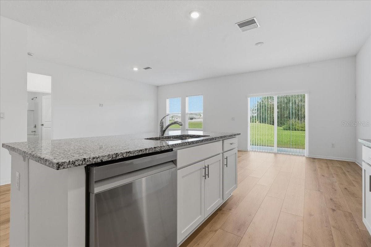 Single Family Residence at HIDDEN CRK PH 1 & 2, ZEPHYRHILLS, photo 16 of 65