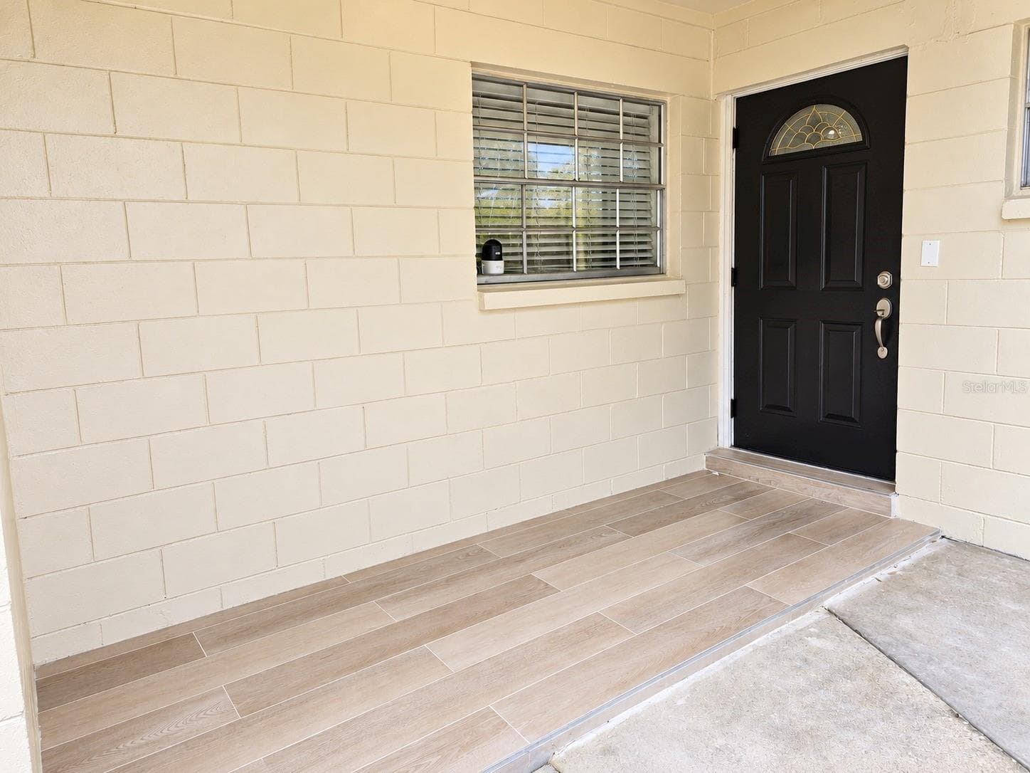Single Family Residence at 4437 DOLPHIN DR, TAMPA, photo 2 of 22