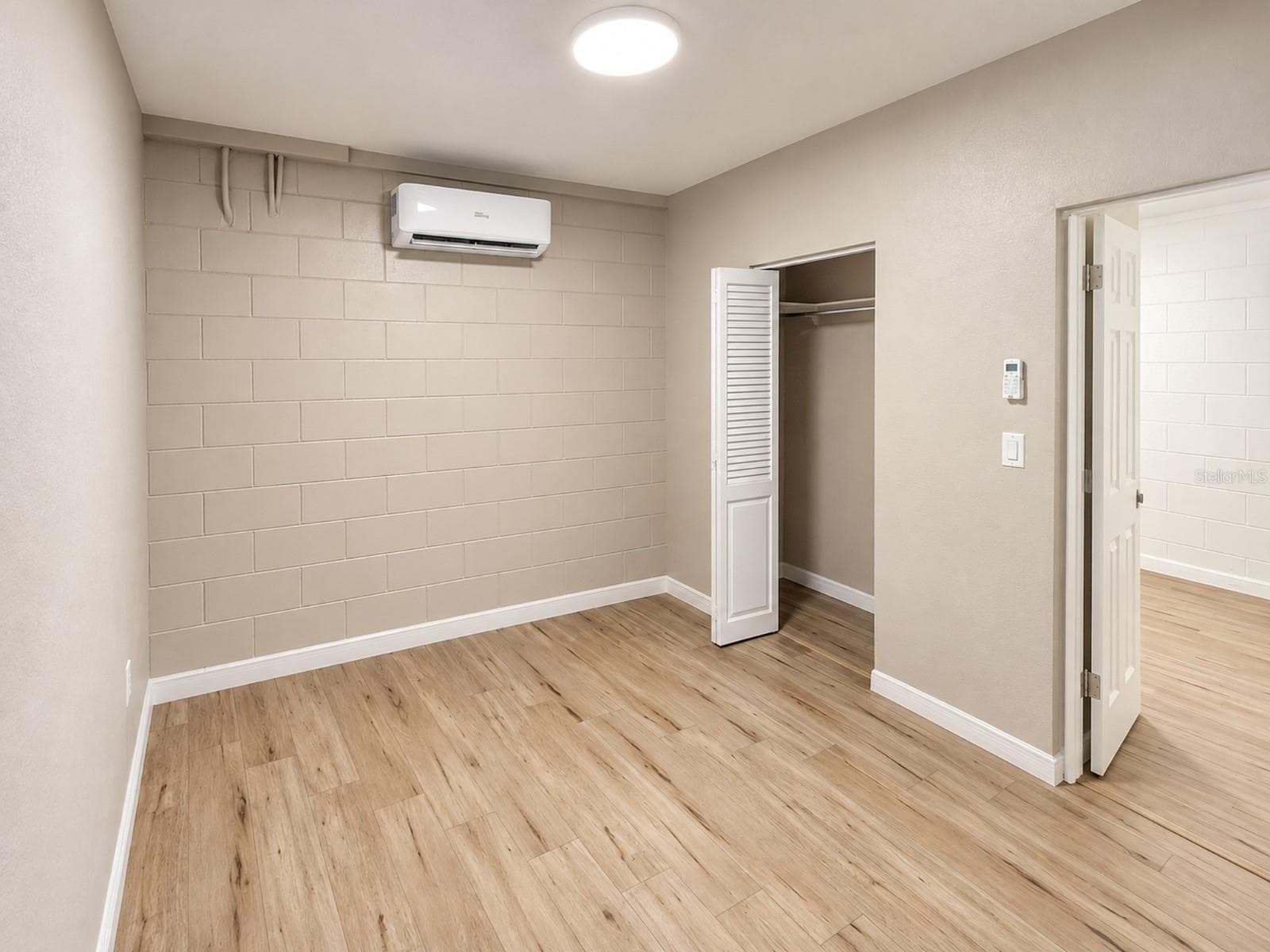 Single Family Residence at 4437 DOLPHIN DR, TAMPA, photo 12 of 22