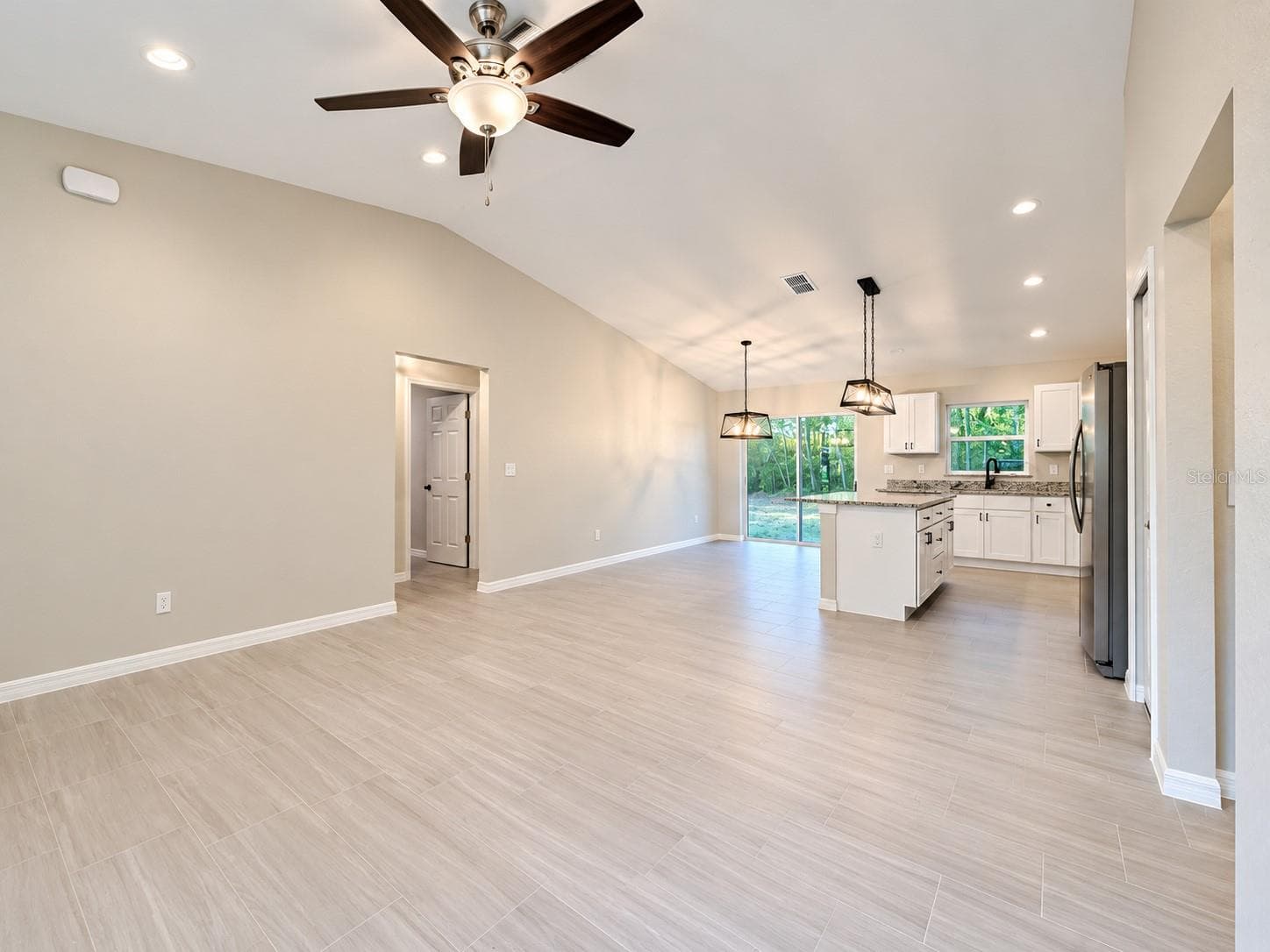 Single Family Residence at 75 LOCUST DR, OCALA, photo 8 of 44
