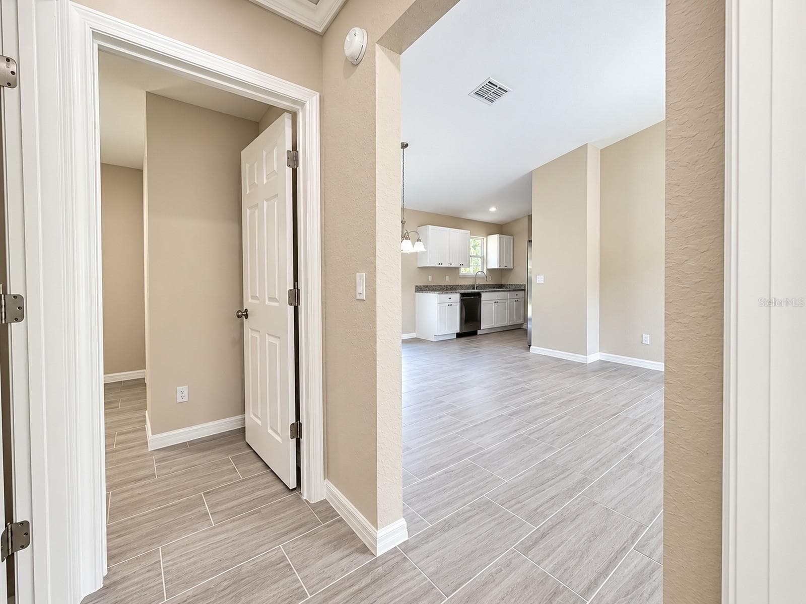Single Family Residence at 75 LOCUST DR, OCALA, photo 10 of 44
