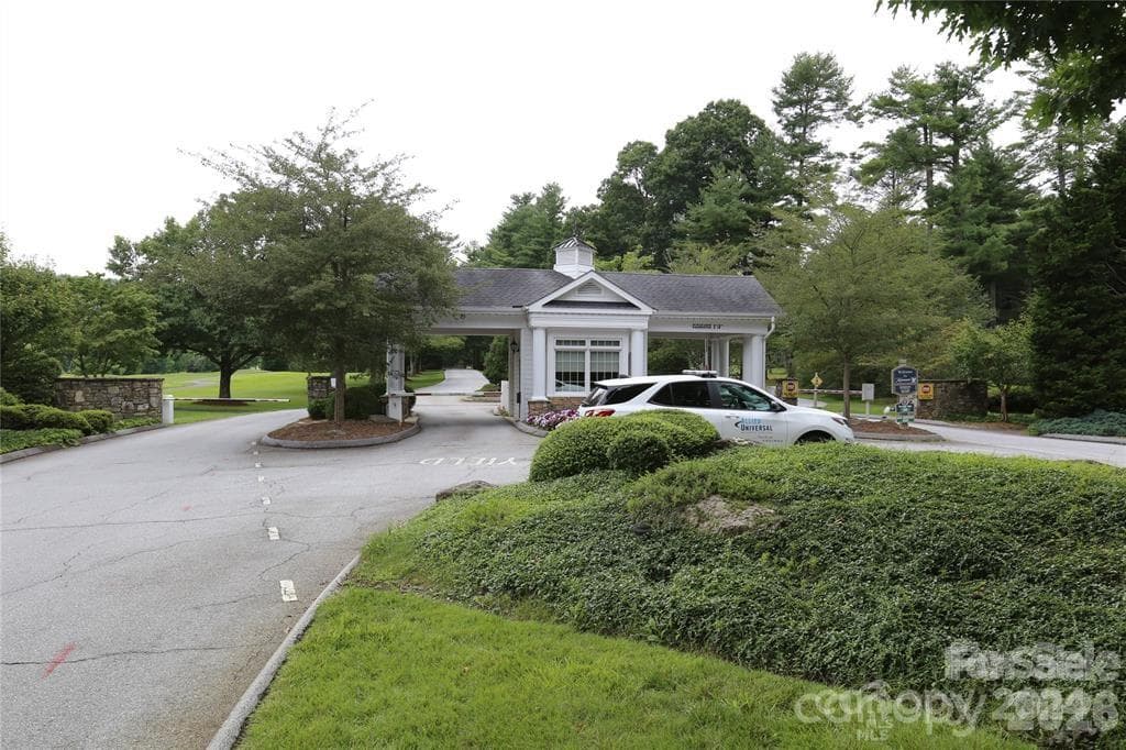 Condominium at 103 GOLFSIDE Drive, Flat Rock, photo 34 of 35