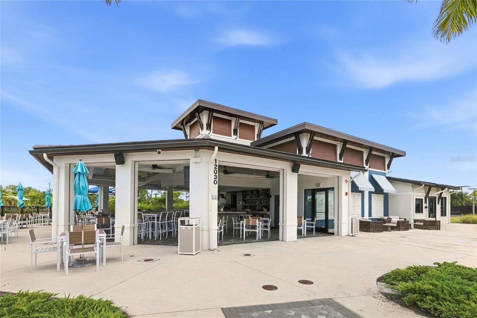 Tiki Bar and Restaurant. - 17565 OPAL SAND DR #204, VENICE
