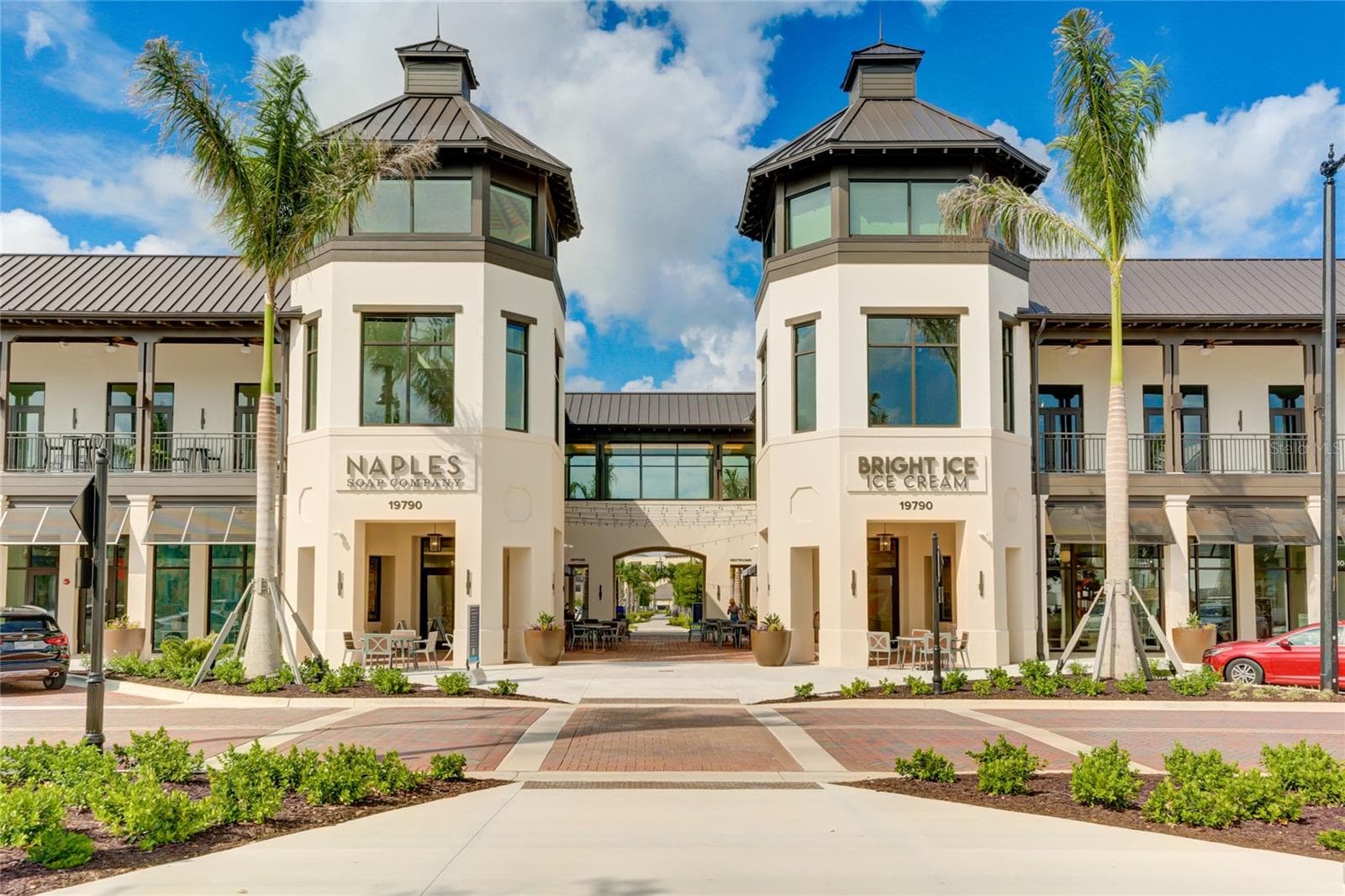 Vibrant Downtown Wellen Park with Shops, Restaurants, water activities and social events. - 17565 OPAL SAND DR #204, VENICE