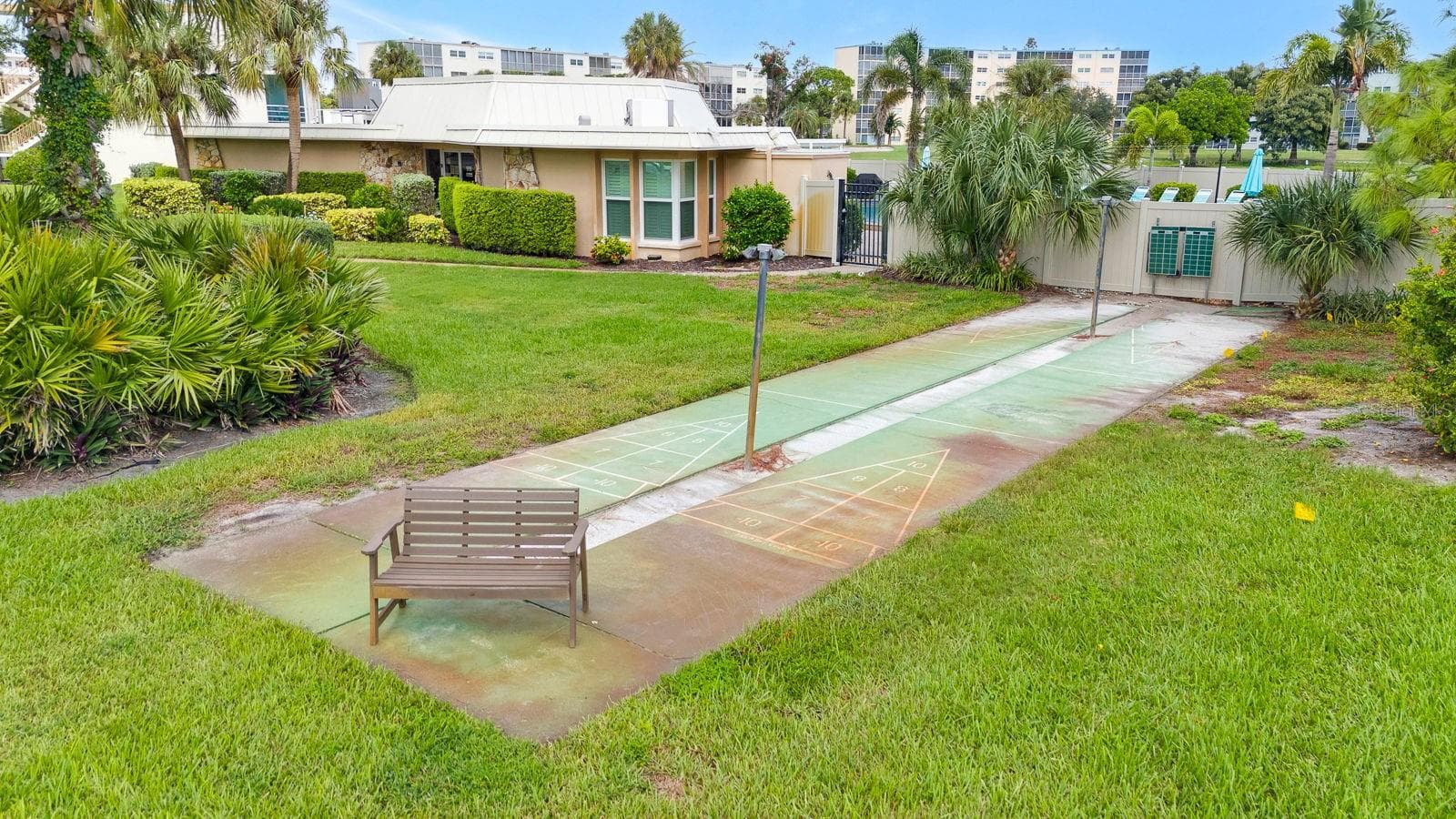 Condominium at 4440 IRONWOOD CIR #206D, BRADENTON, photo 41 of 46