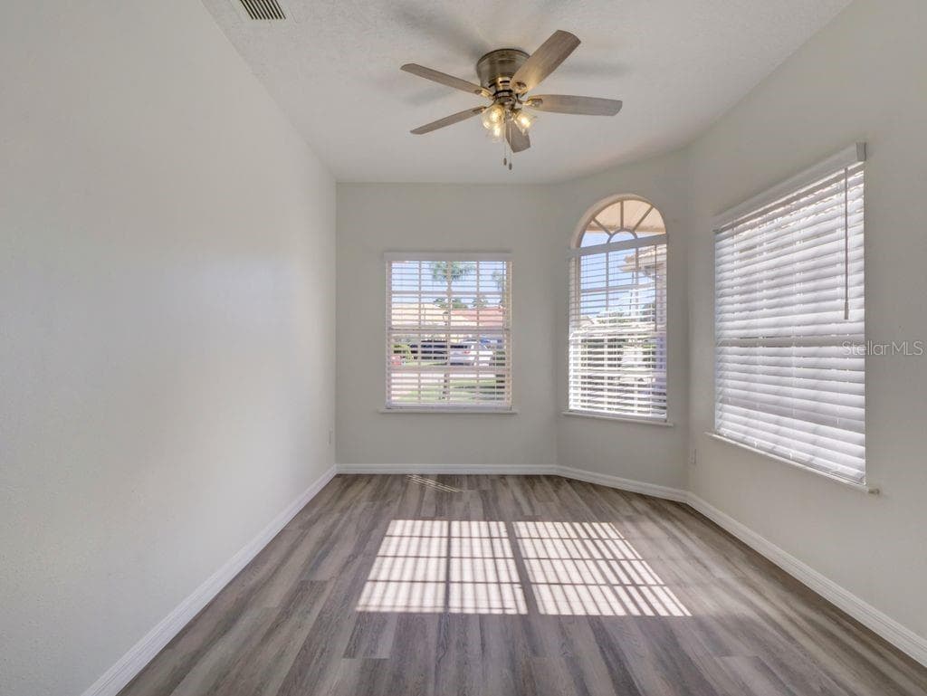 Breakfast nook - 9013 HEATHLAND CT, MOUNT DORA