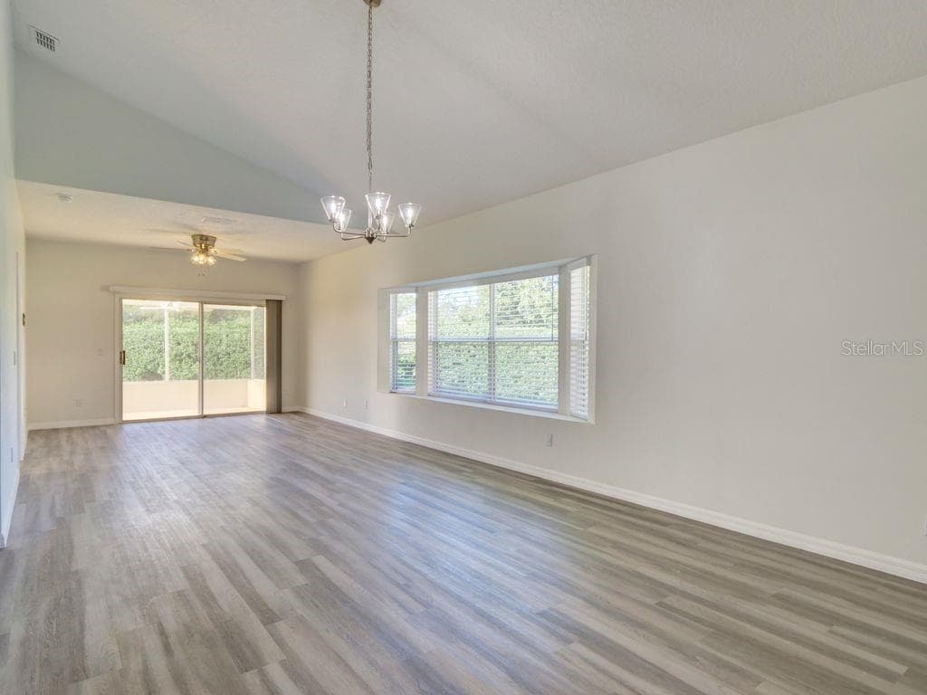 Dining/Living Room - 9013 HEATHLAND CT, MOUNT DORA
