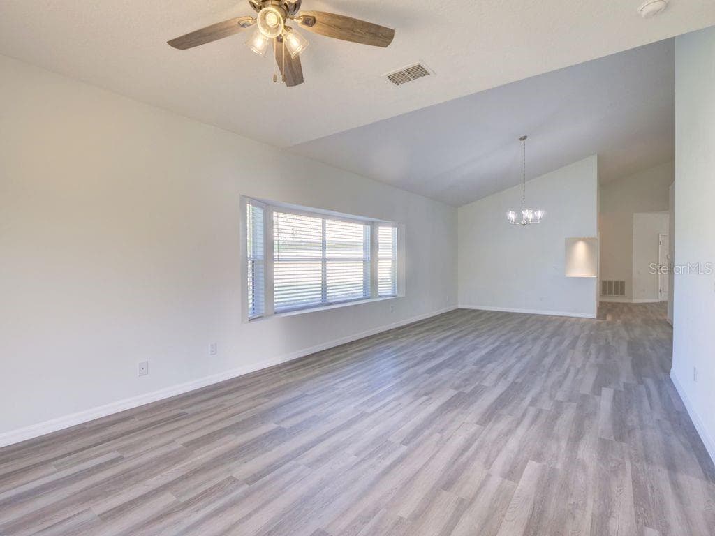 Single Family Residence at 9013 HEATHLAND CT, MOUNT DORA, photo 19 of 73
