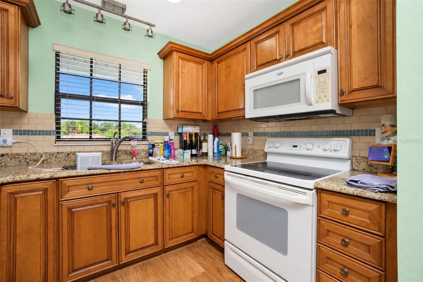 Condominium at 150 ENGLEWOOD ISLES PKWY #508, ENGLEWOOD, photo 10 of 67