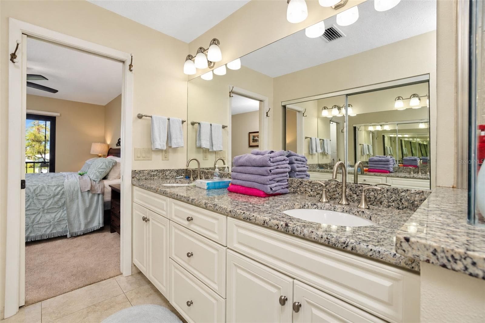 Condominium at 150 ENGLEWOOD ISLES PKWY #508, ENGLEWOOD, photo 33 of 67