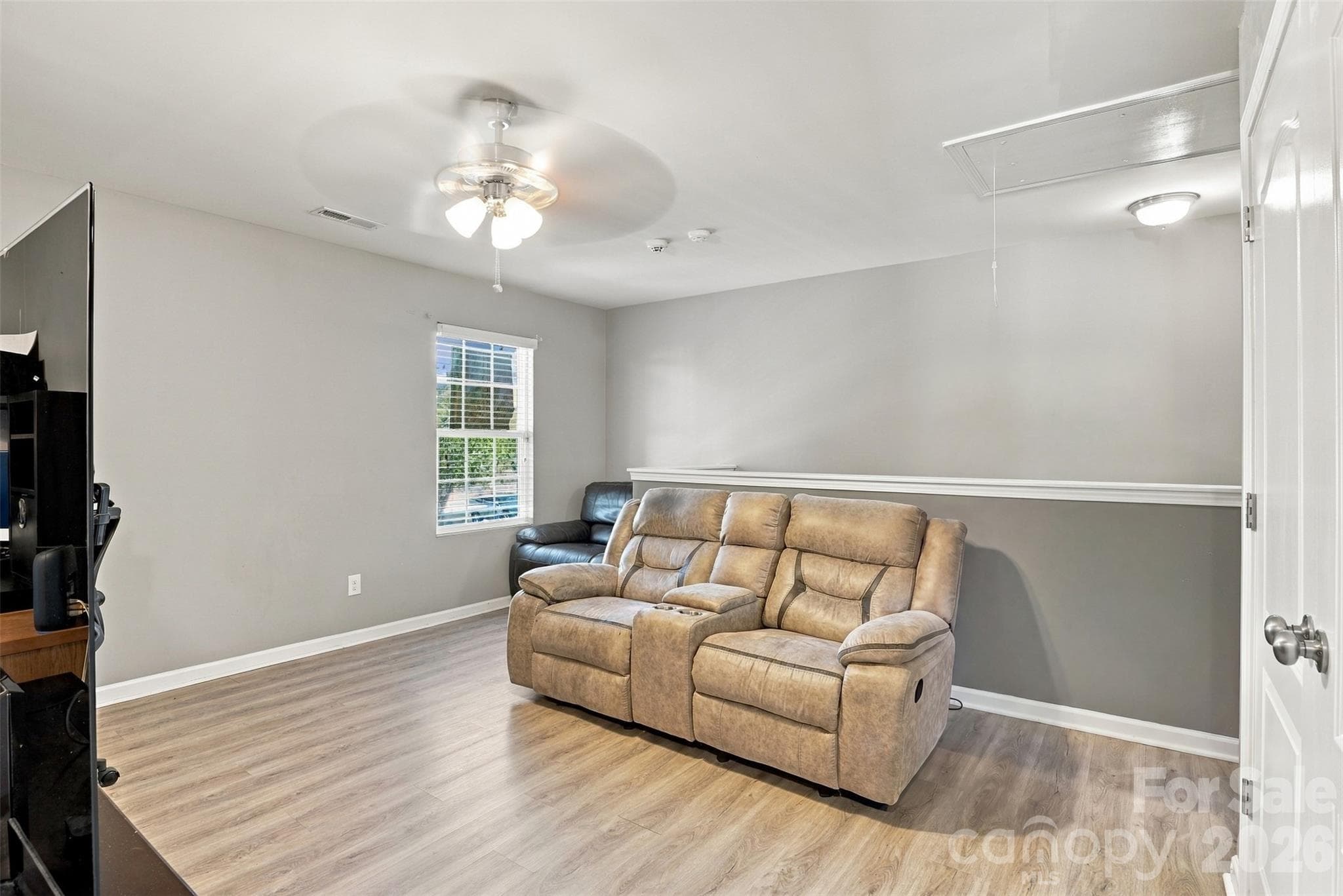 Single Family Residence at 11228 Deer Chase Lane, Charlotte, photo 19 of 31