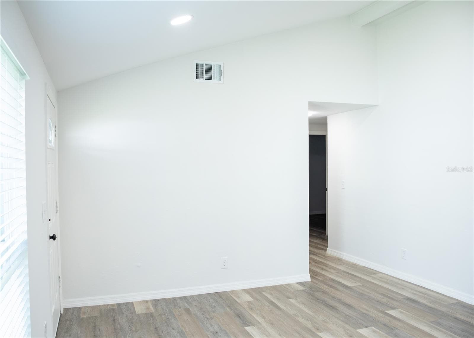 Single Family Residence at 10102 MISSY CT, TAMPA, photo 15 of 33
