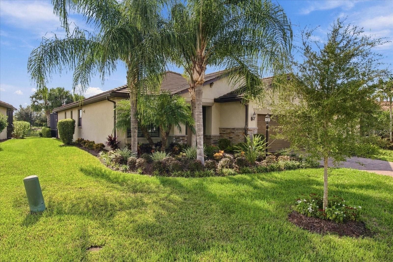 Single Family Residence at 6808 CHESTER TRL, BRADENTON, photo 3 of 100