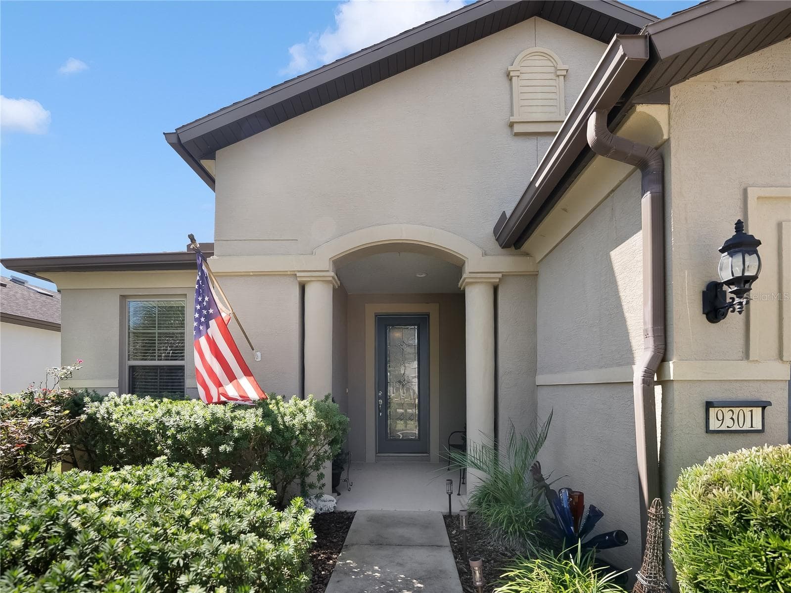 Single Family Residence at 9301 SW 70TH LOOP, OCALA, photo 2 of 62