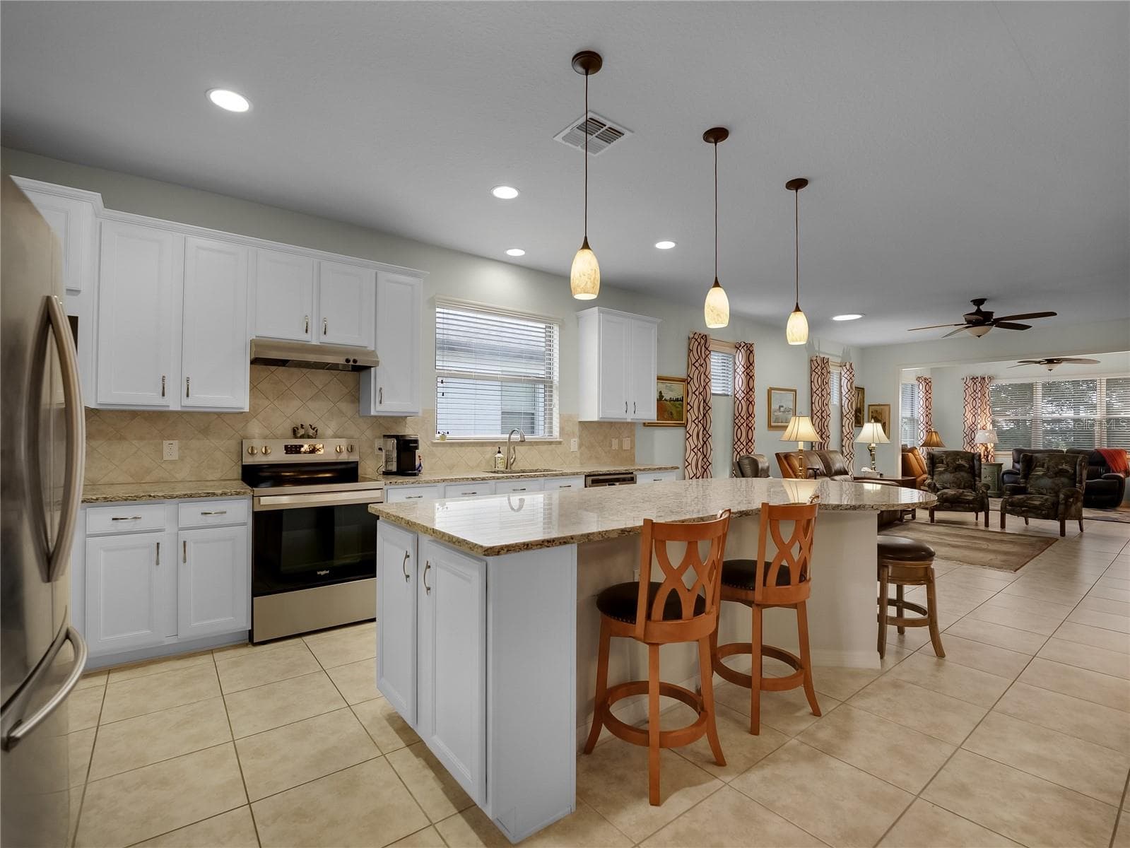 Single Family Residence at 9301 SW 70TH LOOP, OCALA, photo 11 of 62