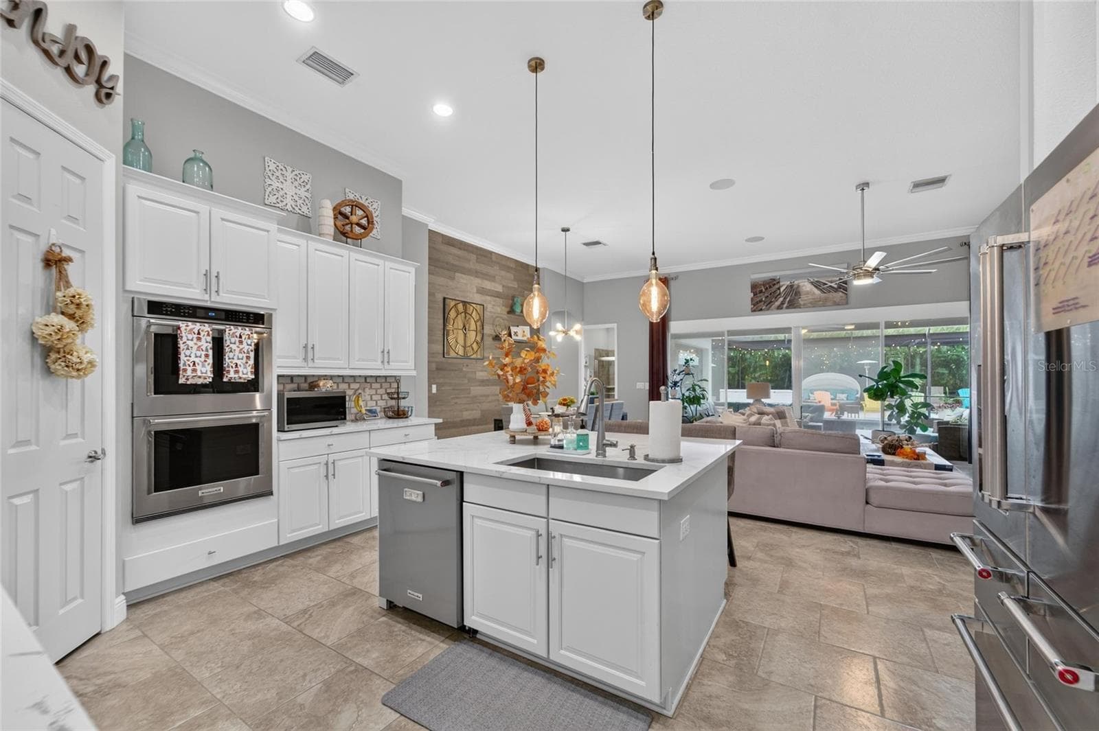 Single Family Residence at 7007 COVINGTON STONE AVE, APOLLO BEACH, photo 21 of 79