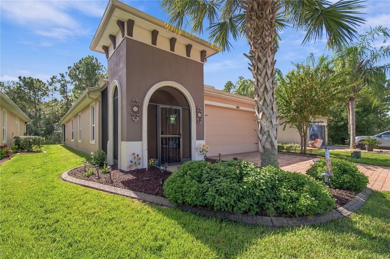 BEAUTIFUL LANDSCAPING - 814 SHADY CANYON WAY, POINCIANA