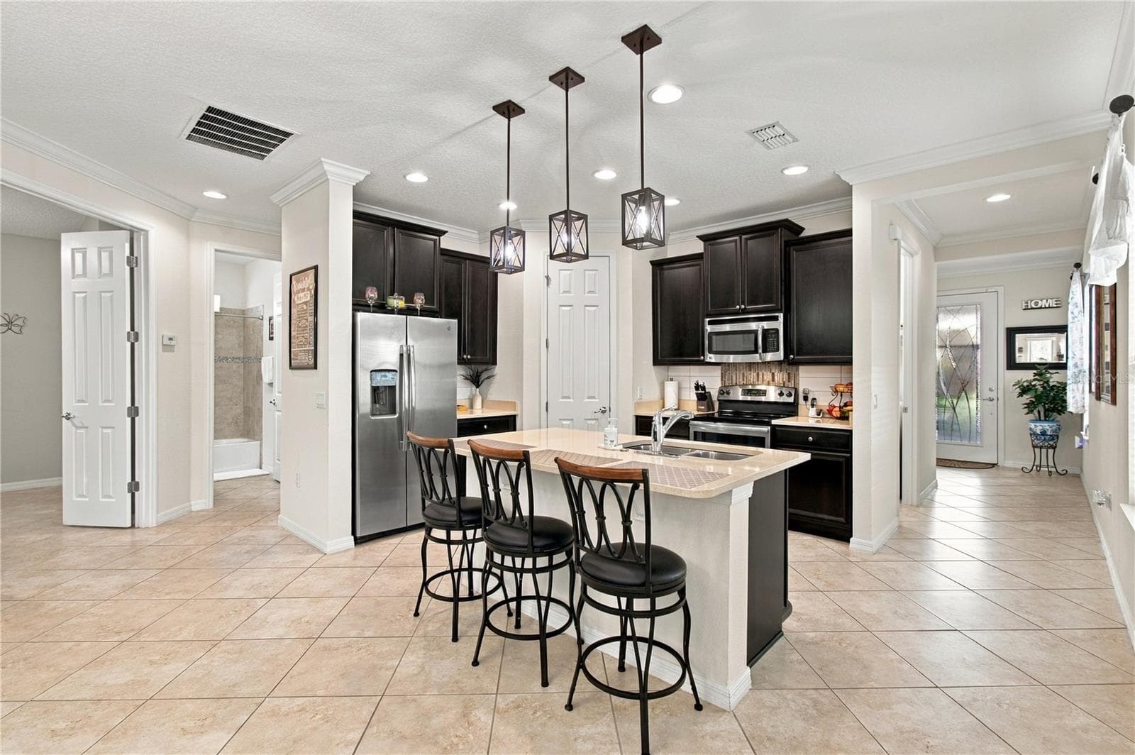 CERAMIC TILE ON THE DIAGONAL - 814 SHADY CANYON WAY, POINCIANA