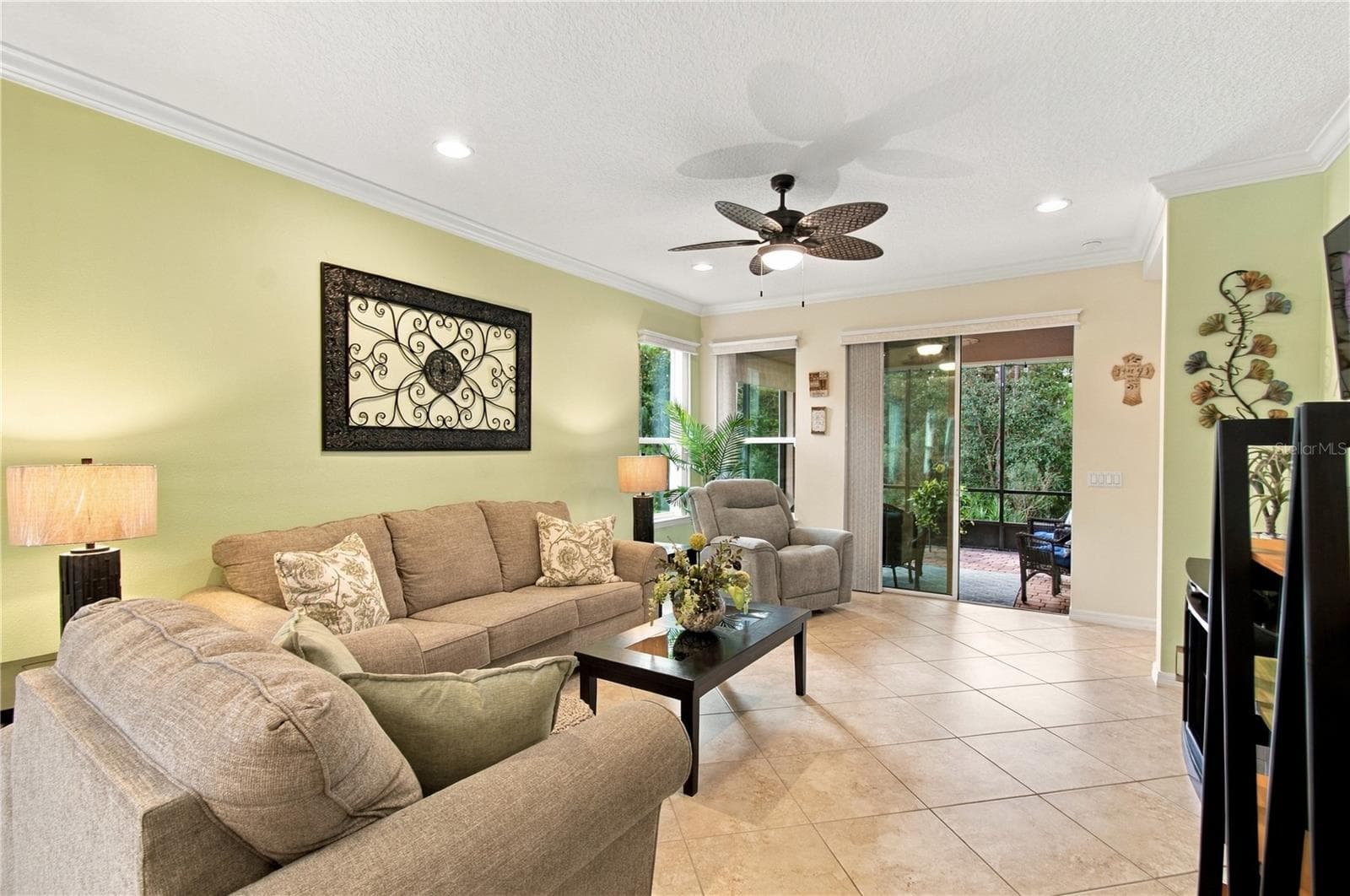 Single Family Residence at 814 SHADY CANYON WAY, POINCIANA, photo 16 of 59