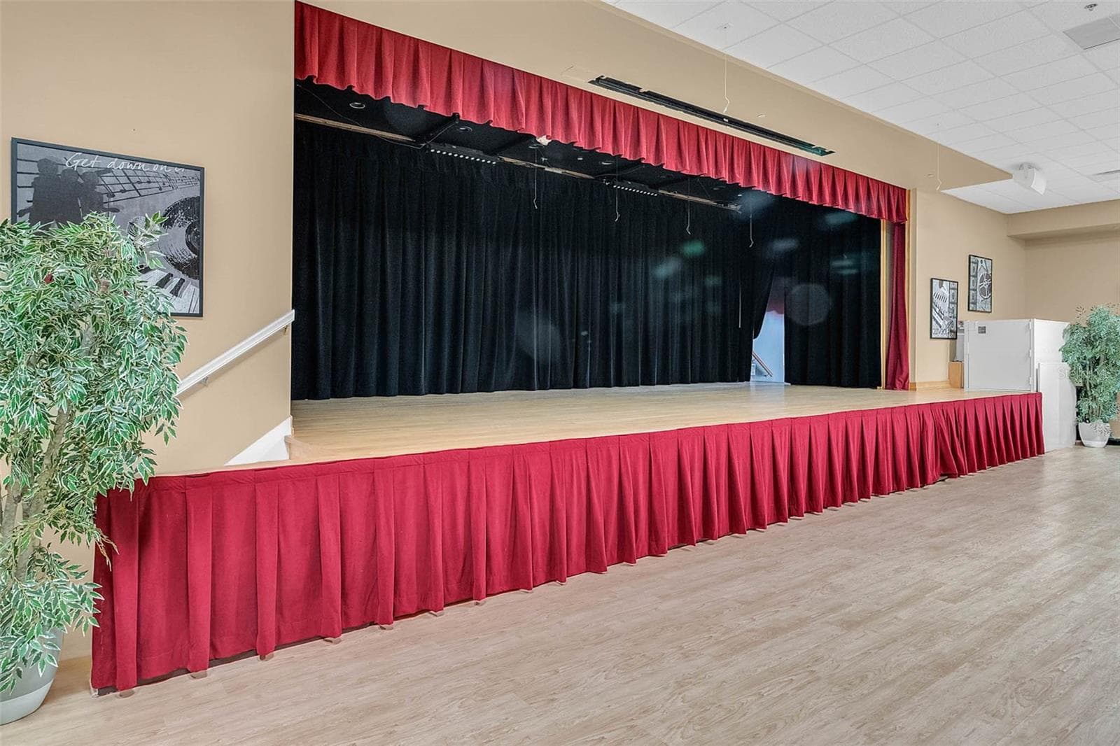 Stage - 4242 NEWLAND ST, CLERMONT
