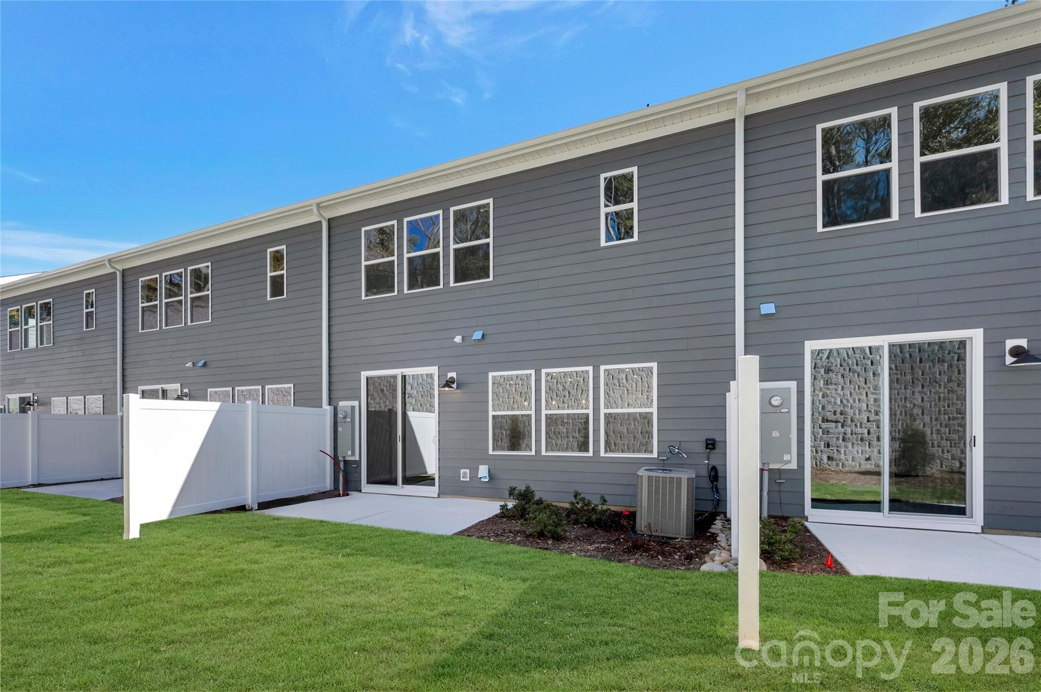 Private outdoor living - 707 Bowery Place, Cramerton