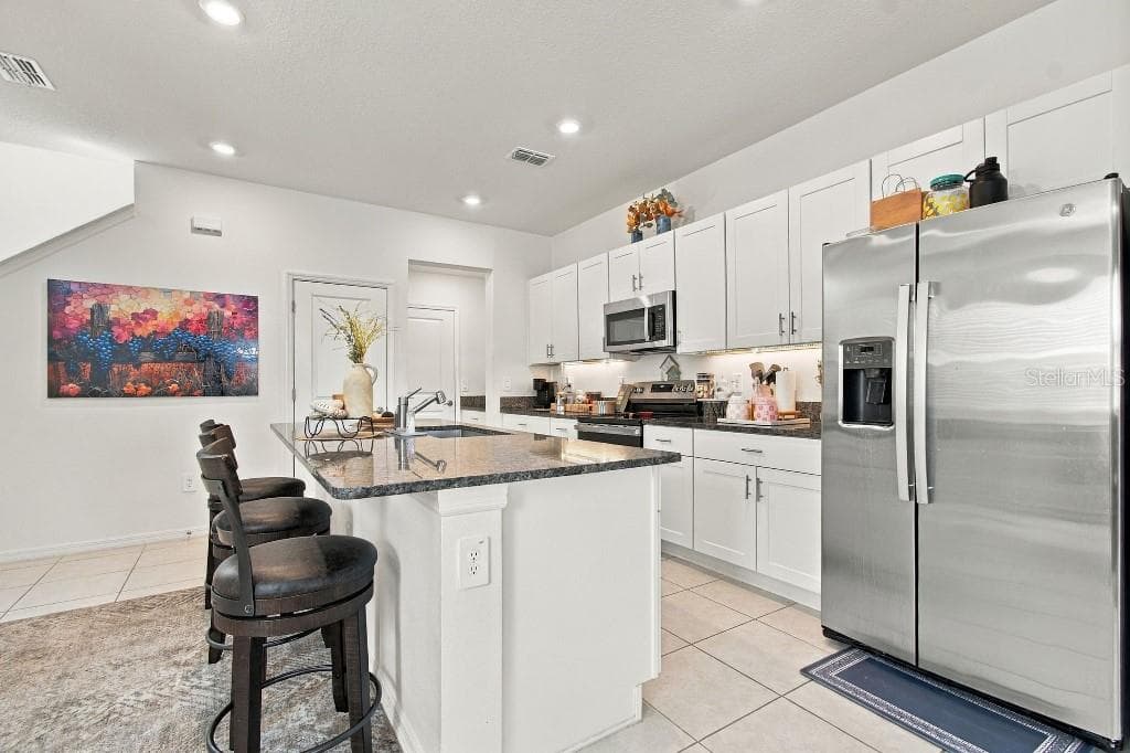 Townhouse at 10824 FANNING SPRINGS CT, TAMPA, photo 6 of 85