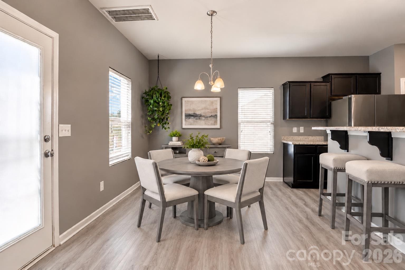 Single Family Residence at 11228 Deer Chase Lane, Charlotte, photo 5 of 31