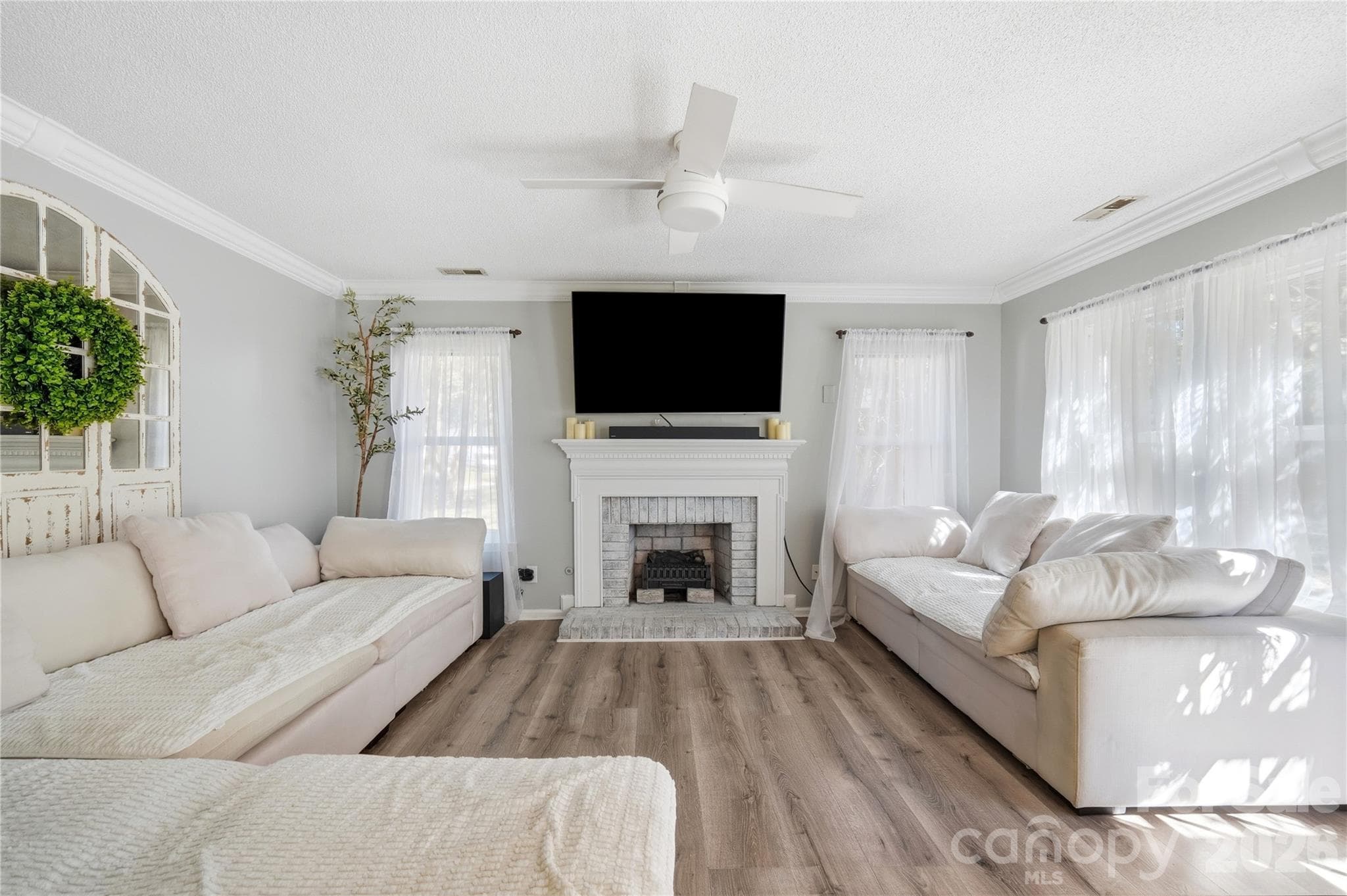 Single Family Residence at 107 White Branch Court, Fort Mill, photo 11 of 41