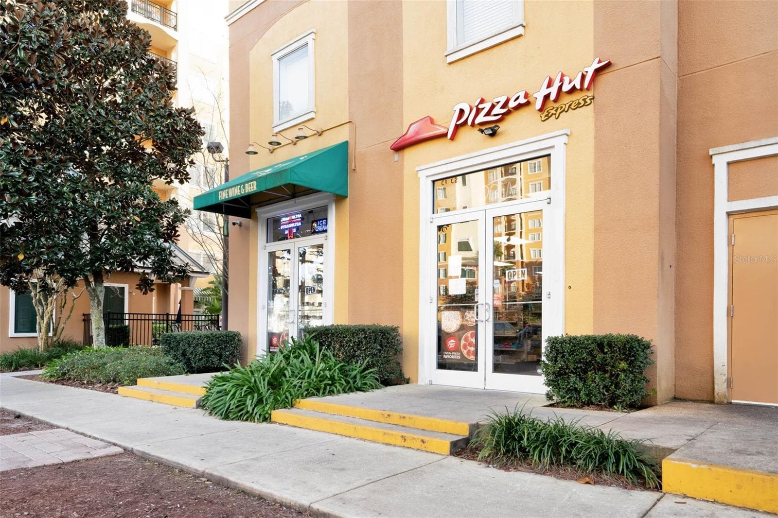Condo - Hotel at 8125 RESORT VILLAGE DR #51505, ORLANDO, photo 47 of 79