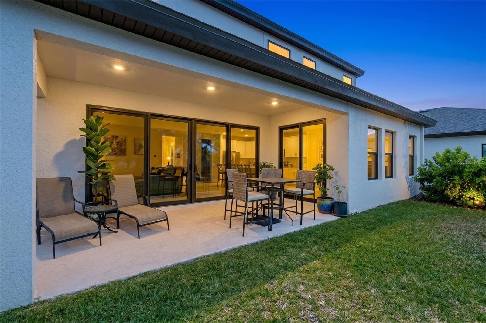 Covered lanai with recessed lighting and room to entertain and room for a pool! - 14868 SUMMER BRANCH DR, LITHIA