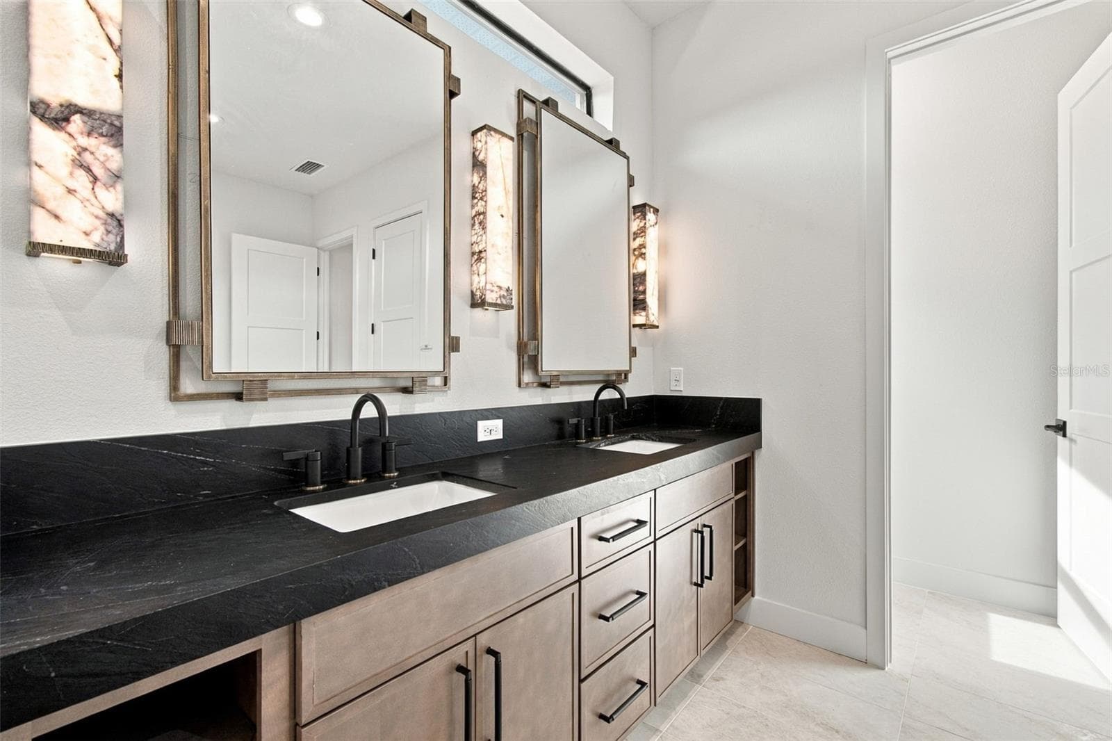 Single Family Residence at 12807 EAGLES ENTRY DR, ODESSA, photo 20 of 36